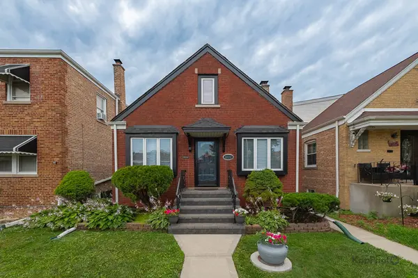 3933 W 69th PL, Chicago, IL 60629