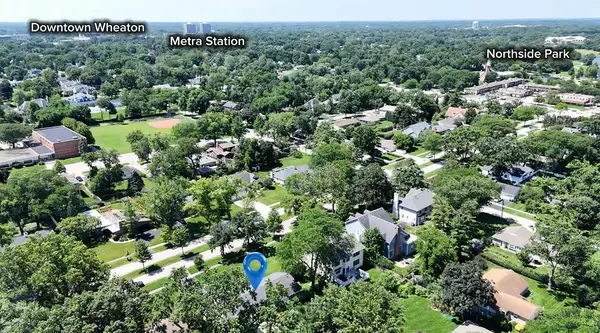 325 E Hawthorne BLVD, Wheaton, IL 60187