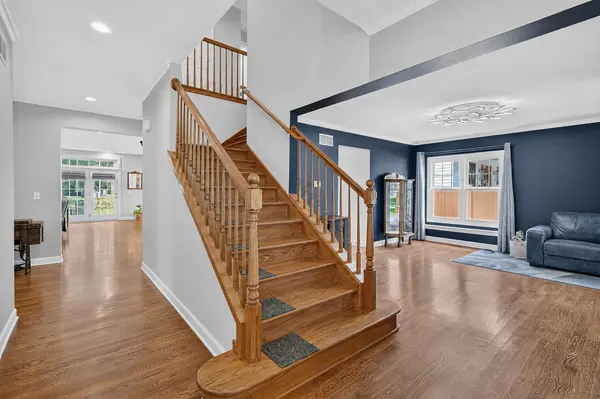 4344 Elm ST, Downers Grove, IL 60515