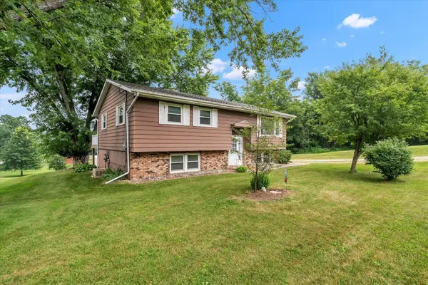 3003 148th AVE W, Milan, IL 61264