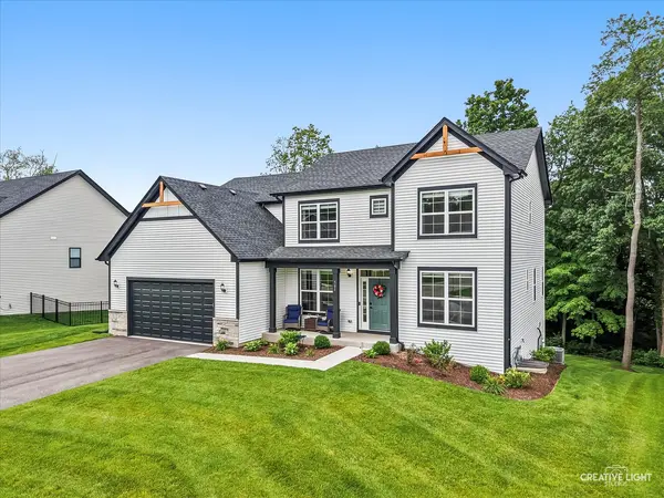 505 Timber Oak LN, Yorkville, IL 60560
