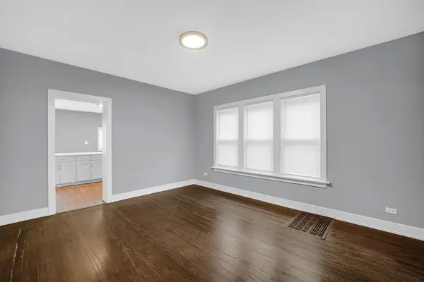 8317 S Aberdeen ST, Chicago, IL 60620