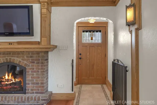 129 E Washington ST, Villa Park, IL 60181