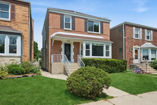 2924 W Jerome ST, Chicago, IL 60645