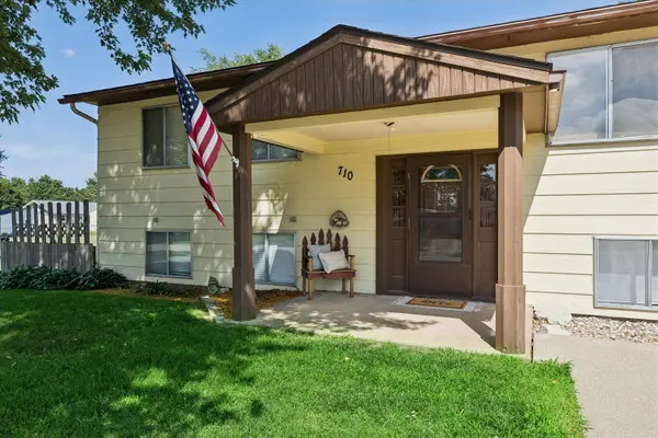 710 3rd ST, Colona, IL 61241