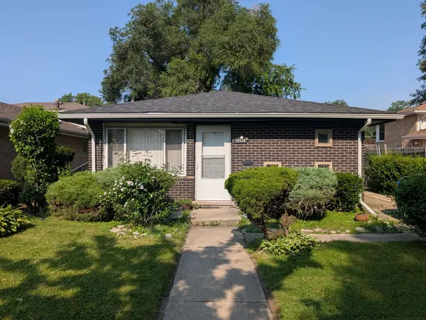 14226 S Marquette AVE, Burnham, IL 60633