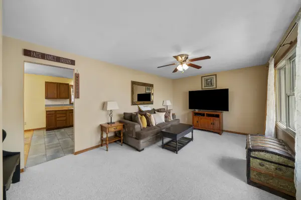 924 Suzy ST, Sandwich, IL 60548