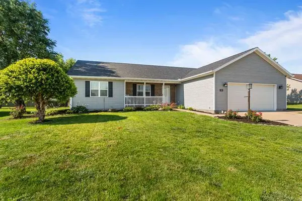 509 Landen LN, Fisher, IL 61843