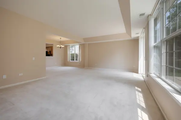 12452 Wedgemere DR, Huntley, IL 60142