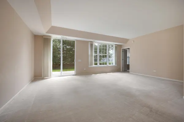 12452 Wedgemere DR, Huntley, IL 60142