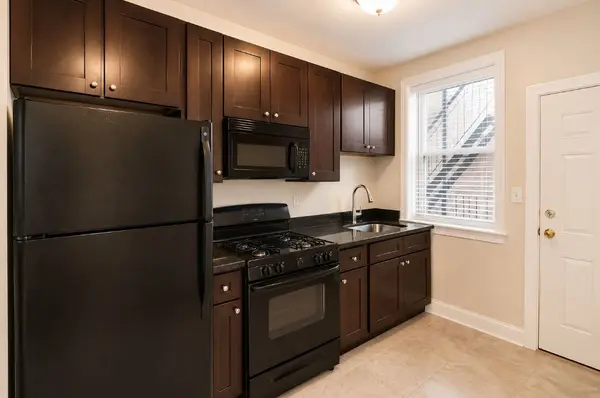 3221 W Division ST #1S, Chicago, IL 60651