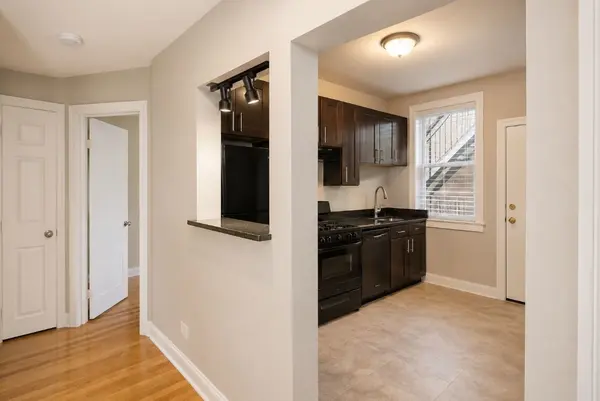 3221 W Division ST #1S, Chicago, IL 60651