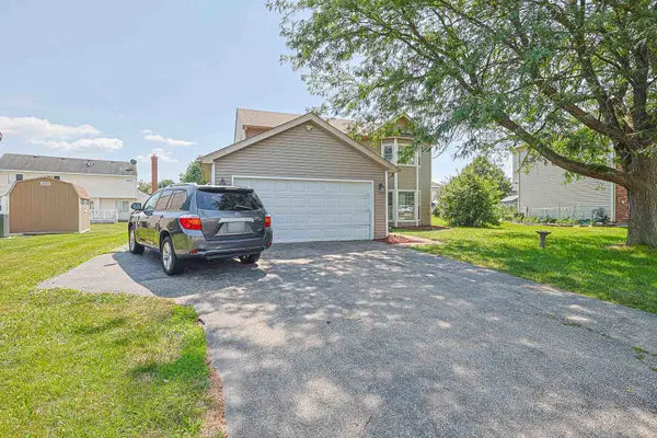 1861 SENECA DR, Hanover Park, IL 60133