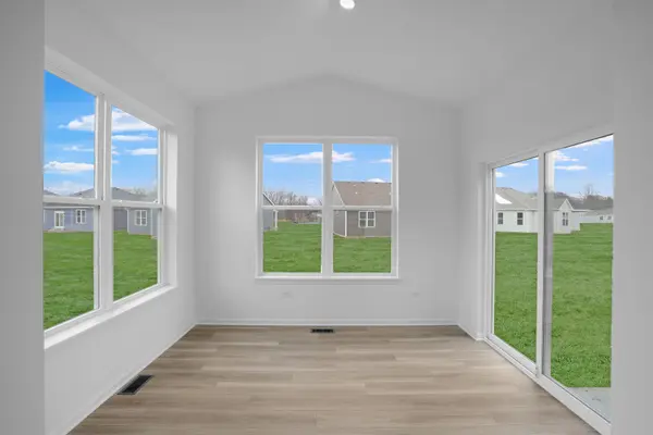 1277 Prairie Ridge TRL, Antioch, IL 60002