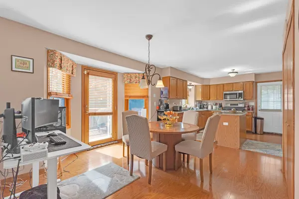 265 Biscayne ST, Bloomingdale, IL 60108