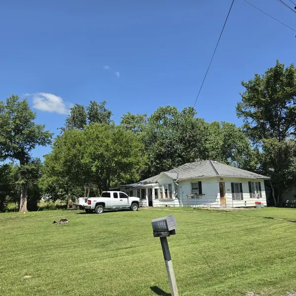 205 N Stuyvesant ST, Benton, IL 62812