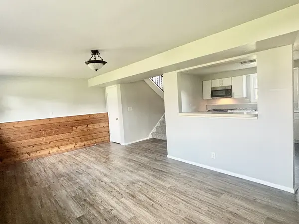 621 W 8th ST, Belvidere, IL 61008