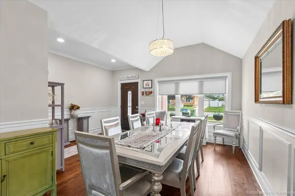 10132 S Keeler AVE, Oak Lawn, IL 60453