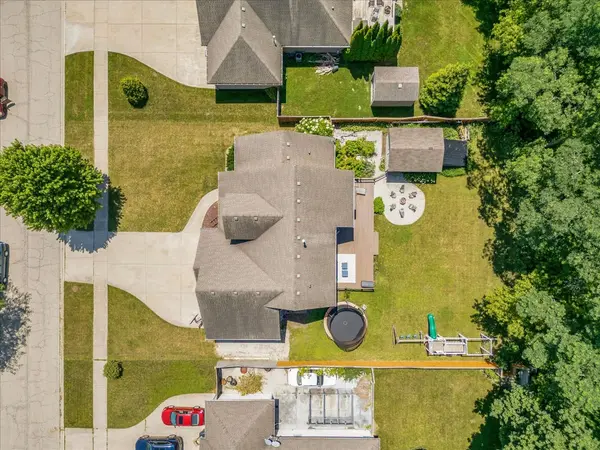 230 English LN, Winthrop Harbor, IL 60096