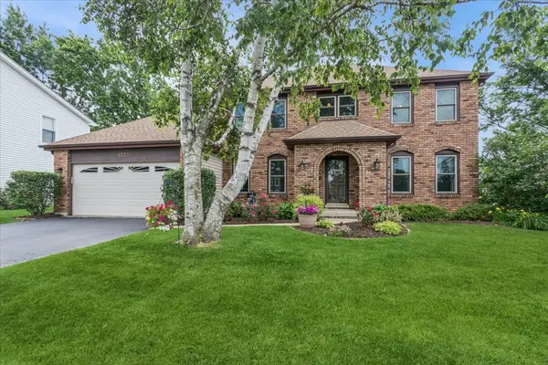 1573 Clemson DR, Naperville, IL 60565