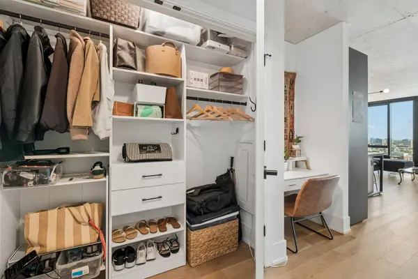 234 W POLK ST #2403, Chicago, IL 60605