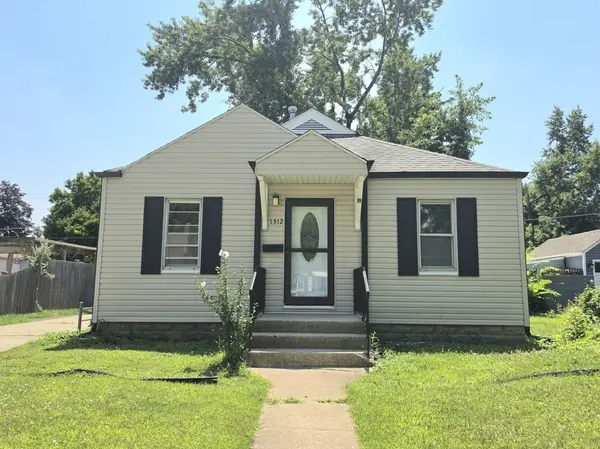 1312 Richmond ST, Joliet, IL 60435
