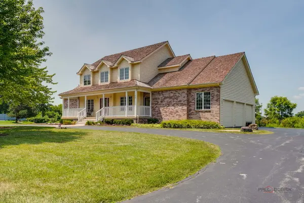 1400 Eagle Ridge DR, Antioch, IL 60002