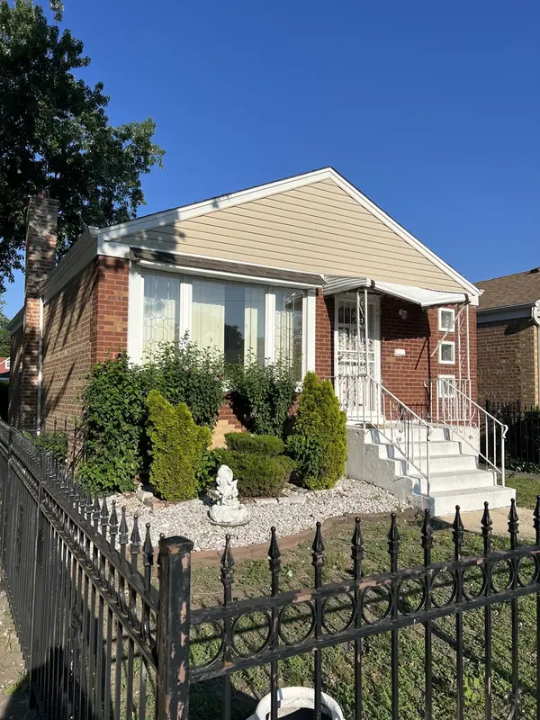 4501 S Lawler AVE, Chicago, IL 60638