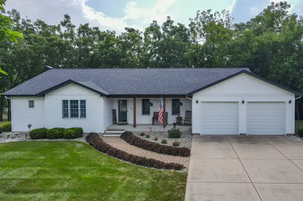6174 Tulip LN, Grant Park, IL 60940