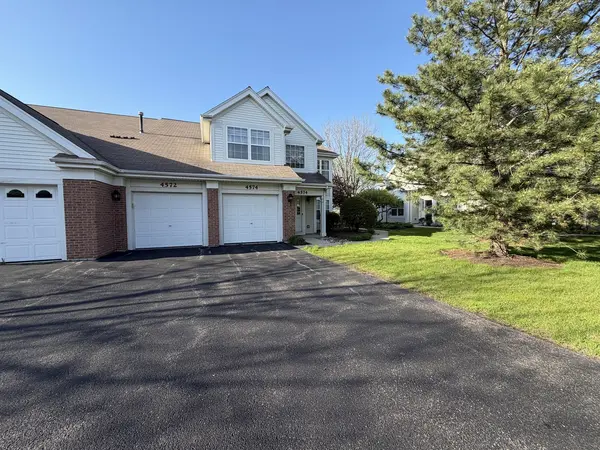 4574 Concord LN, Northbrook, IL 60062