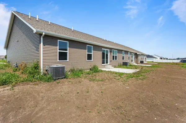 610 Patterson DR #3, Fisher, IL 61843