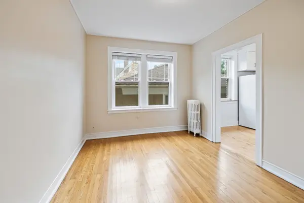 1923 W Estes AVE #2S, Chicago, IL 60626