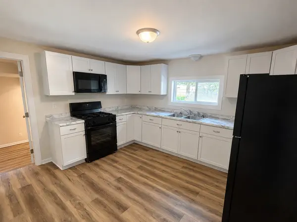 106 Gilbert ST, Rossville, IL 60963