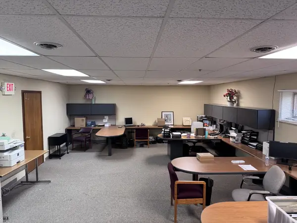 661 S Main ST, Crystal Lake, IL 60014