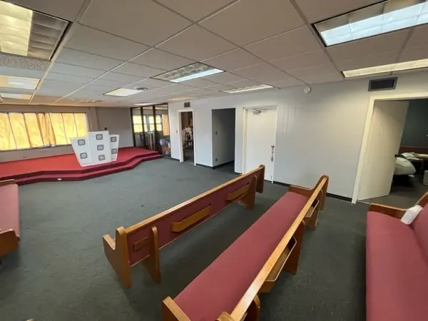 360 E North AVE, Northlake, IL 60164