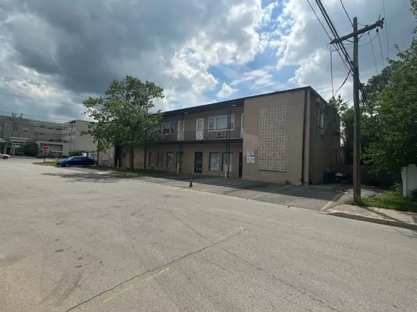360 E North AVE, Northlake, IL 60164