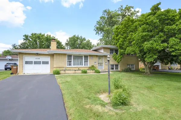 11132 84th PL, Willow Springs, IL 60480
