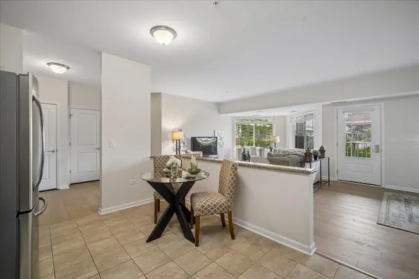 2220 Founders DR #119, Northbrook, IL 60062