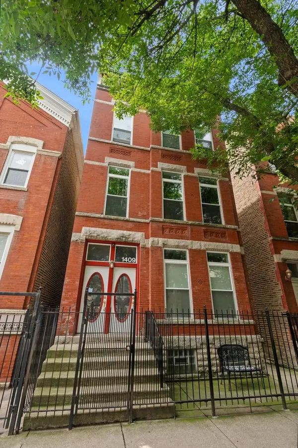 1409 W Ohio ST, Chicago, IL 60642