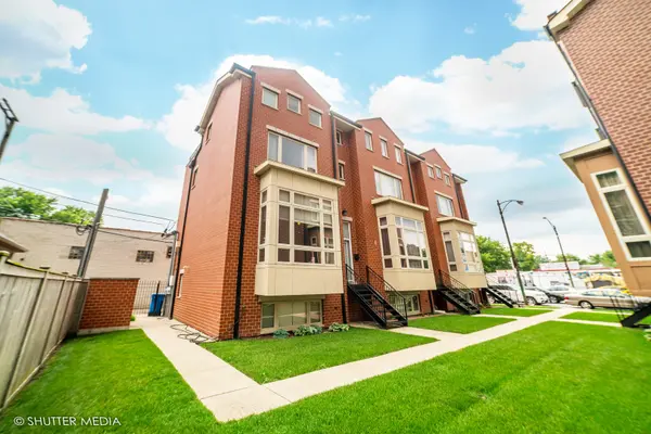 4251 W MONTROSE AVE, Chicago, IL 60641