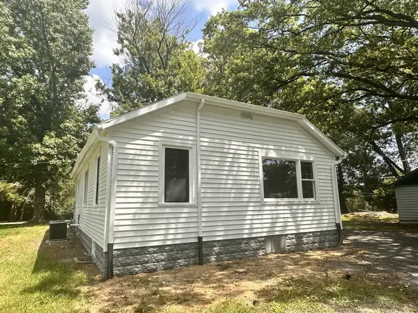 1607 Shaft ST, Streator, IL 61364