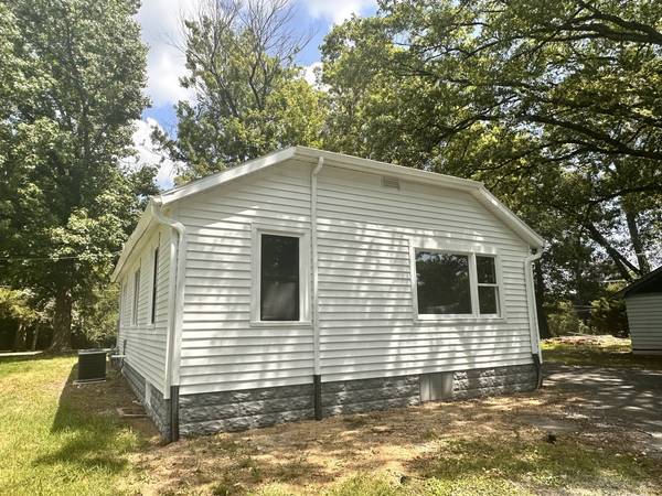 1607 Shaft ST, Streator, IL 61364