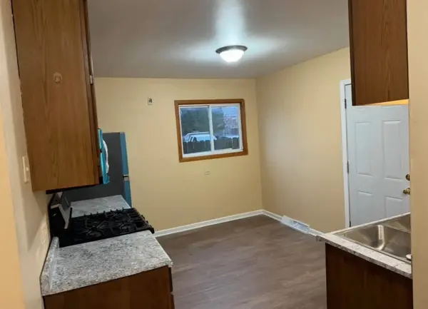 160 E Northwest HWY #I, Des Plaines, IL 60016