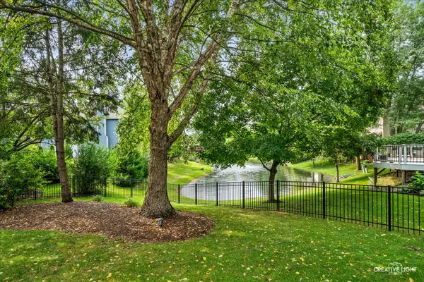 490 Waubonsee CIR, Oswego, IL 60543