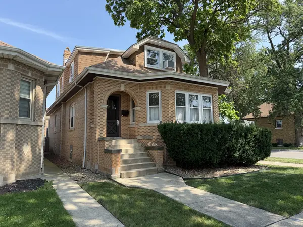5501 N Parkside AVE, Chicago, IL 60630