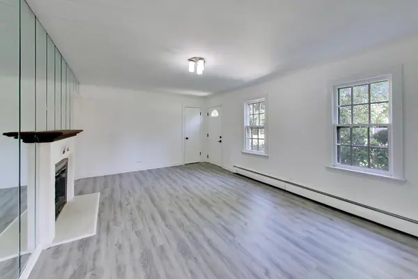 Address not disclosed, Des Plaines, IL 60016