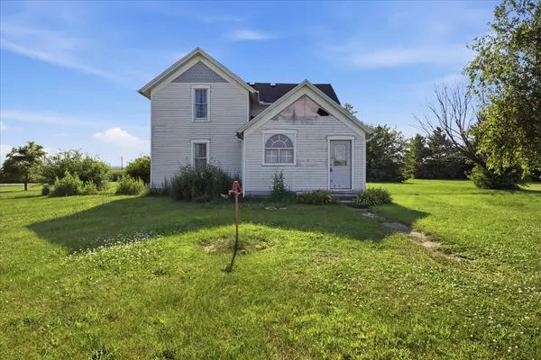 20042 N 2500 East RD, Pontiac, IL 61764