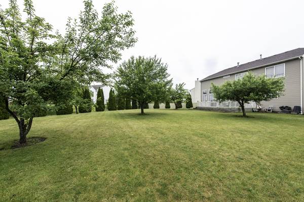 39689 LYNSEE CT, Beach Park, IL 60083
