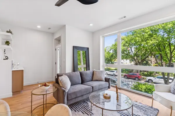 4206 S Calumet AVE #101, Chicago, IL 60653