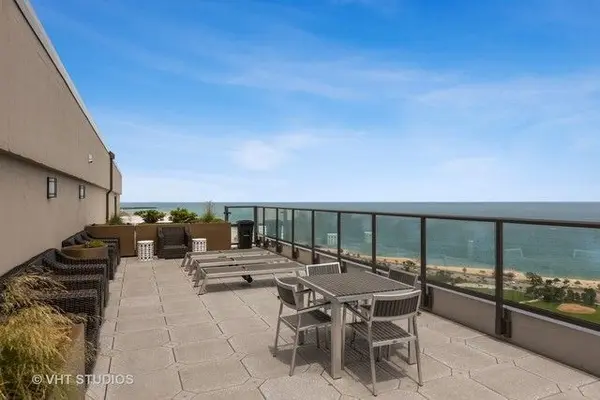 1660 N La Salle DR #210, Chicago, IL 60614